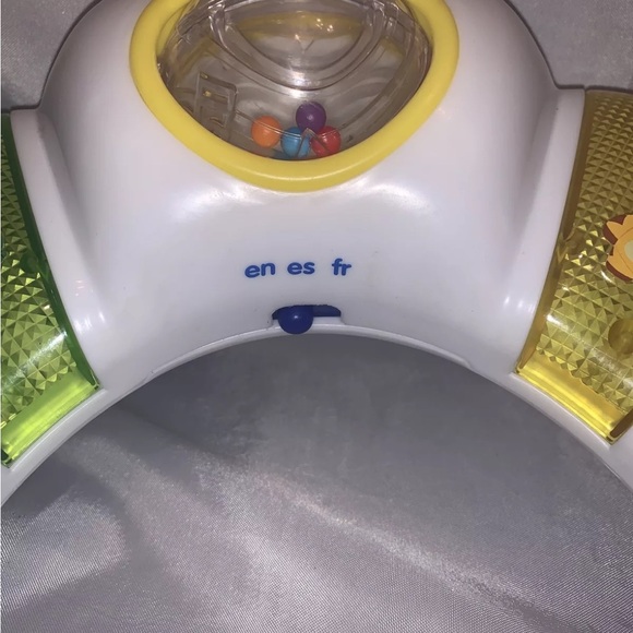 BABY EINSTEIN MUSICAL TOY TEACHES COLORS, ANIMAL SOUNDS & COUNTING - Picture 3 of 9